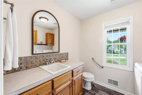 2124 Hilltop Vw, Dorr, MI 49323 photo 17