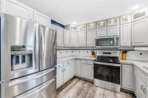2124 Hilltop Vw, Dorr, MI 49323 photo 6