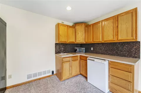 2124 Hilltop Vw, Dorr, MI 49323 photo 19