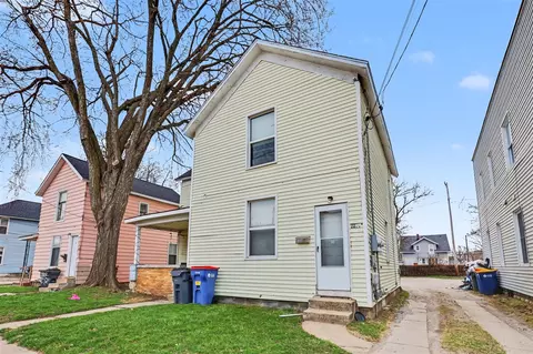 1236 Alpine, Grand Rapids, MI 49504