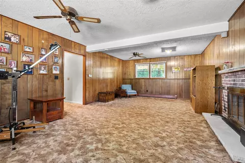 Living - 7732 E S, Scotts, MI 49088 photo 3 of 4