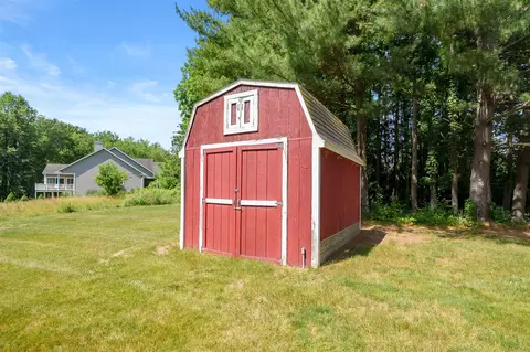 Exterior - 7732 E S, Scotts, MI 49088 photo 7 of 12