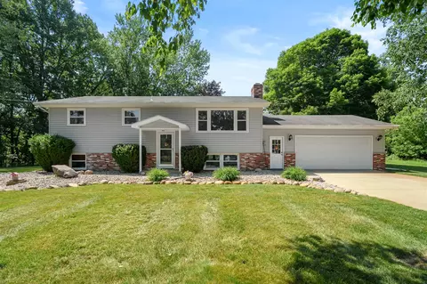 Exterior - 7732 E S, Scotts, MI 49088 photo 10 of 12