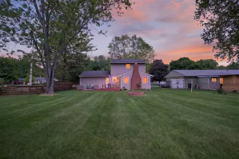 Exterior - 3324 Blue, Jackson, MI 49203 photo 8 of 9