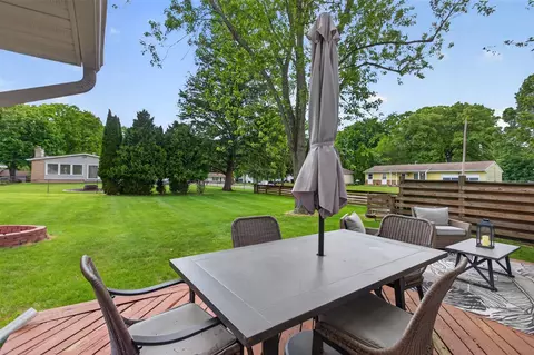 Exterior - 3324 Blue, Jackson, MI 49203 photo 4 of 9