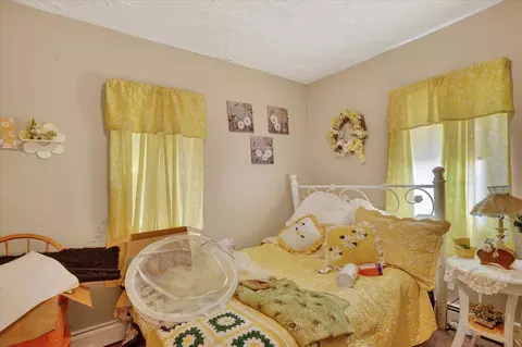 Bedroom - 1023 Evanston, Jackson, MI 49202 photo 6 of 8