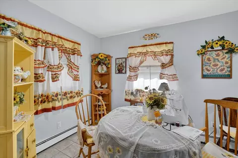Dining - 1023 Evanston, Jackson, MI 49202 photo 1 of 1