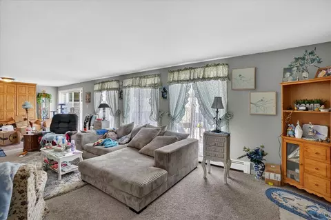 Living - 1023 Evanston, Jackson, MI 49202 photo 3 of 3
