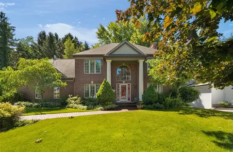 4500 Creek Vw, Hudsonville, MI 49426