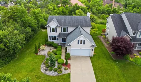2243 Sun Vly, Ann Arbor, MI 48108