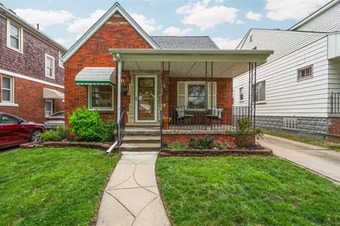 4594 Palmer, Dearborn, MI 48126
