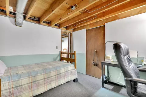 Bedroom - 4142 Rivershell, Lansing, MI 48911 photo 9 of 9