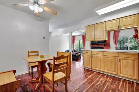 Dining - 4142 Rivershell, Lansing, MI 48911 photo 3 of 3