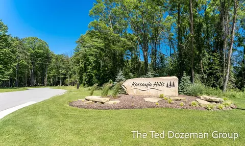 4116 Karcayja, Holland, MI 49423