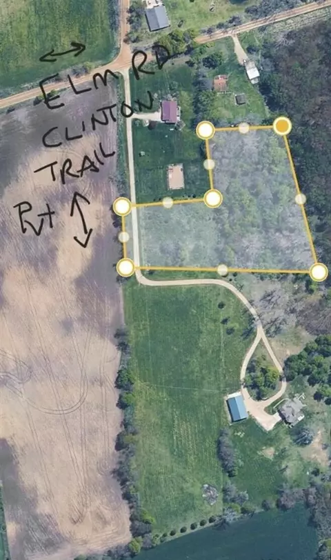 7075 Clinton, Clarksville, MI 48815