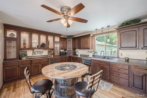 5937 E Pakes, Crystal, MI 48818 photo 3