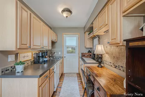 5937 E Pakes, Crystal, MI 48818 photo 11