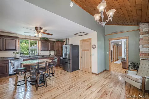 5937 E Pakes, Crystal, MI 48818 photo 5