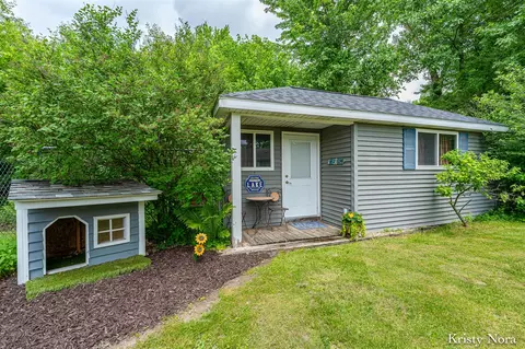 5937 E Pakes, Crystal, MI 48818 photo 16