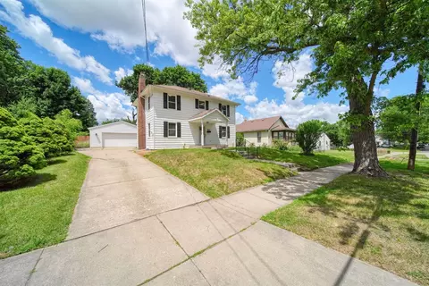 746 Kennedy, Jackson, MI 49202