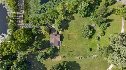 View/Area - 2717 Fishbeck, Howell, MI 48843 photo 5 of 12