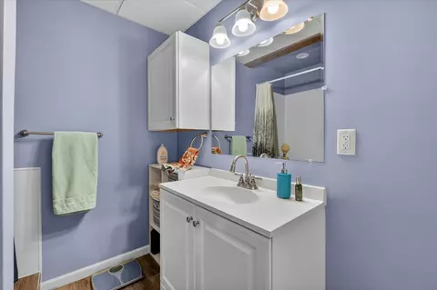 Bath - 2717 Fishbeck, Howell, MI 48843 photo 1 of 8