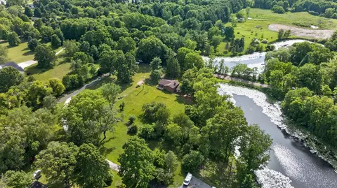 View/Area - 2717 Fishbeck, Howell, MI 48843 photo 10 of 12
