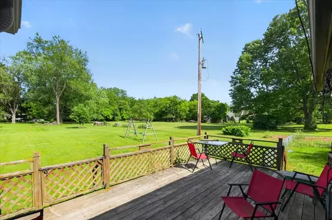 Exterior - 2717 Fishbeck, Howell, MI 48843 photo 8 of 17