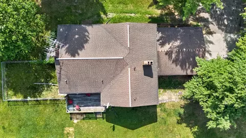 View/Area - 2717 Fishbeck, Howell, MI 48843 photo 4 of 12