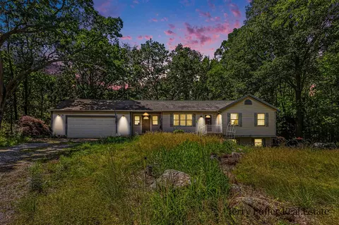 12253 Rich, Grand Haven, MI 49417