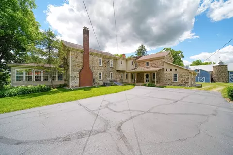 Exterior - 208 Glasgow, Jackson, MI 49201 photo 2 of 8