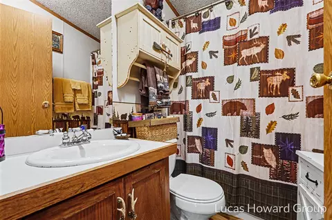 Bath - 8746 S Shepherd, Shepherd, MI 48883 photo 2 of 2
