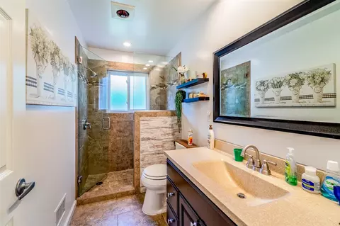Bath - 39001 Wade, Romulus, MI 48174 photo 1 of 2