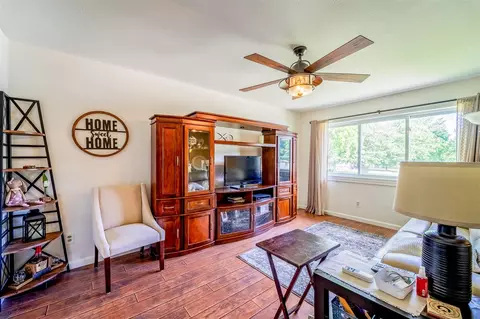 Living - 39001 Wade, Romulus, MI 48174 photo 2 of 2