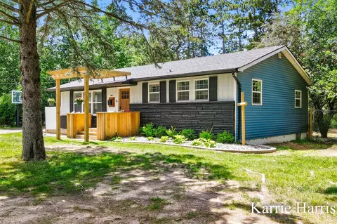 415 S Luray, Greenville, MI 48838