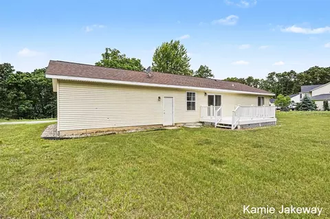 Exterior - 836 Morgan, Belding, MI 48809 photo 6 of 9