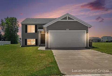 1678 Harper Grv, Vicksburg, MI 49097
