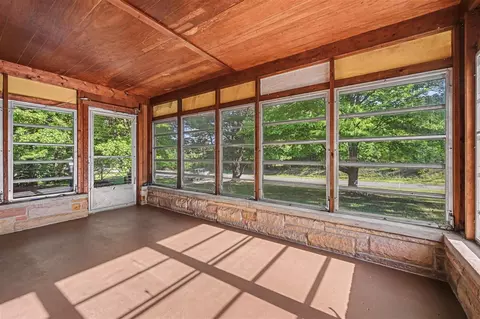 Exterior - 16077 M-216, Three Rivers, MI 49093 photo 5 of 9