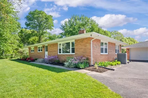 Exterior - 2225 Maple, Saint Joseph, MI 49085 photo 4 of 15