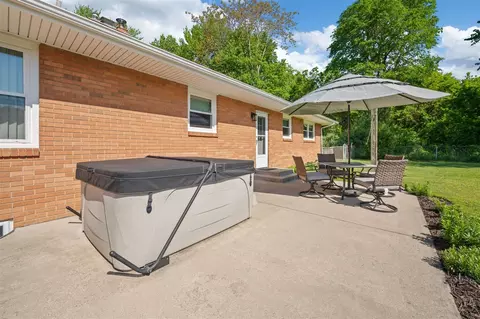Exterior - 2225 Maple, Saint Joseph, MI 49085 photo 7 of 15