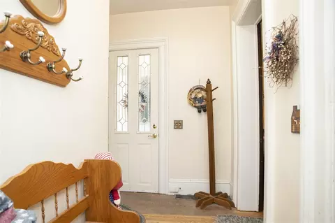 Entry Way - 112 E Maple, Vicksburg, MI 49097 photo 1 of 2