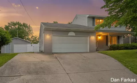 4380 Knickerbocker, Wyoming, MI 49519