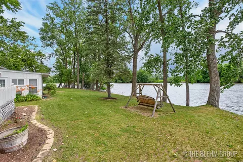 15121 Roberts Shr, Constantine, MI 49042 photo 2