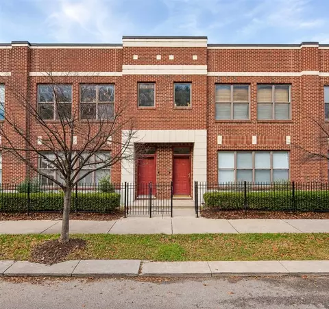 86 W Bethune #36, Detroit, MI 48202