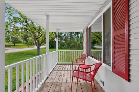Exterior - 303 W Walnut, Stanton, MI 48888 photo 4 of 14