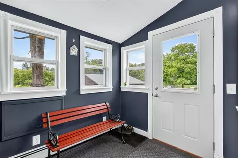 Entry Way - 303 W Walnut, Stanton, MI 48888 photo 4 of 6