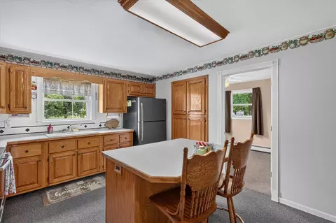 Kitchen - 303 W Walnut, Stanton, MI 48888 photo 3 of 6