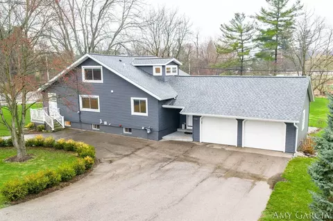 6387 Cascade, Grand Rapids, MI 49546