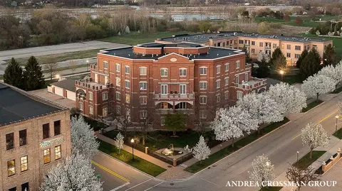 141 Central #120, Holland, MI 49423
