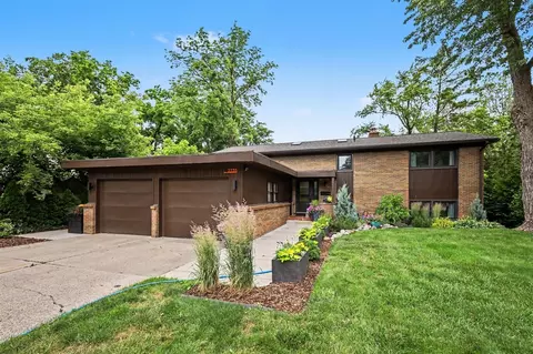 2235 Boston, Grand Rapids, MI 49506